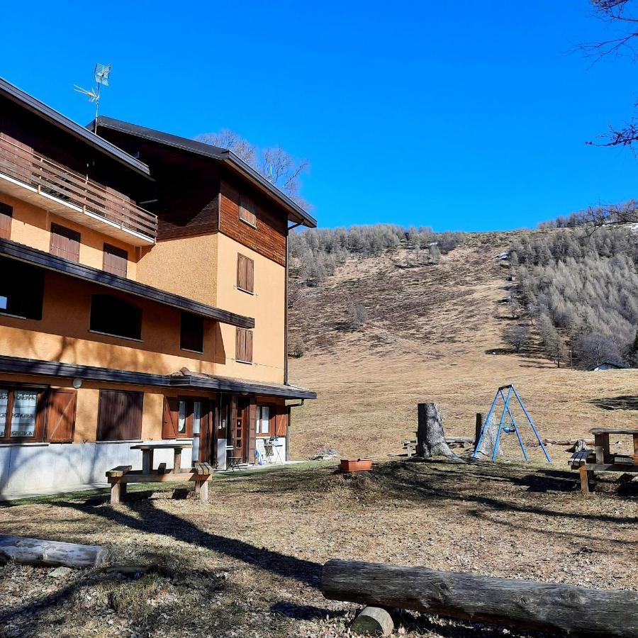 La Capanna Lägenhet Margno Exteriör bild